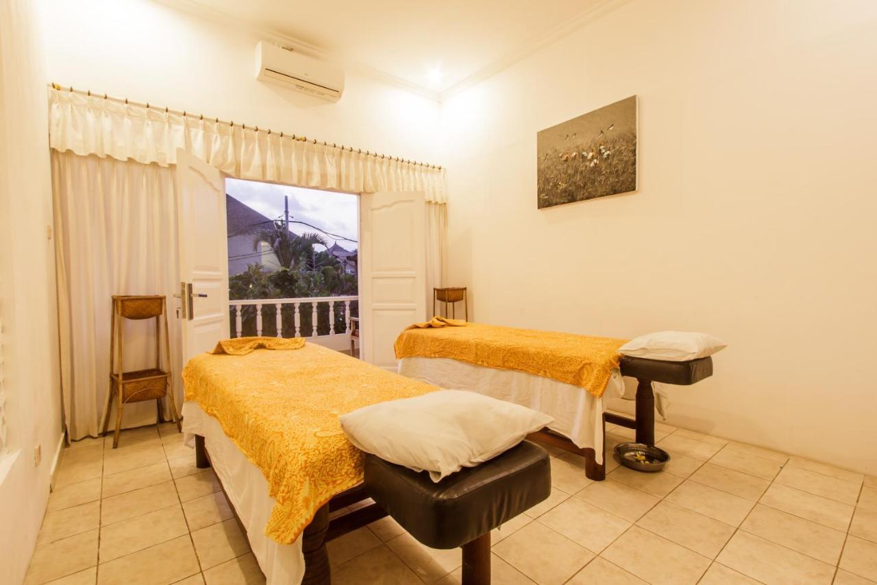 Bening Hut And Spa เซมินยัค ภายนอก รูปภาพ